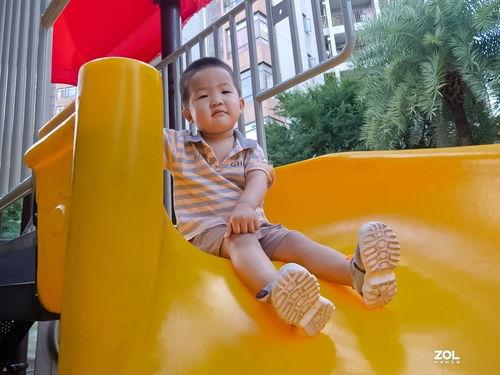 景区吃瓜的视频怎么拍,捕捉夏日休闲时光