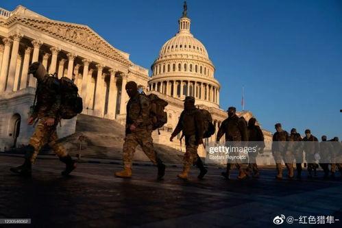 美国大兵吃瓜视频,揭秘战地生活趣味瞬间