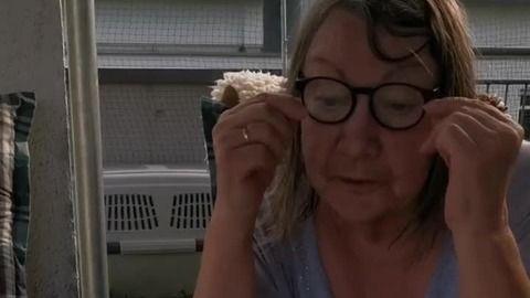 外国人吃大瓜视频,品尝体验大揭秘！